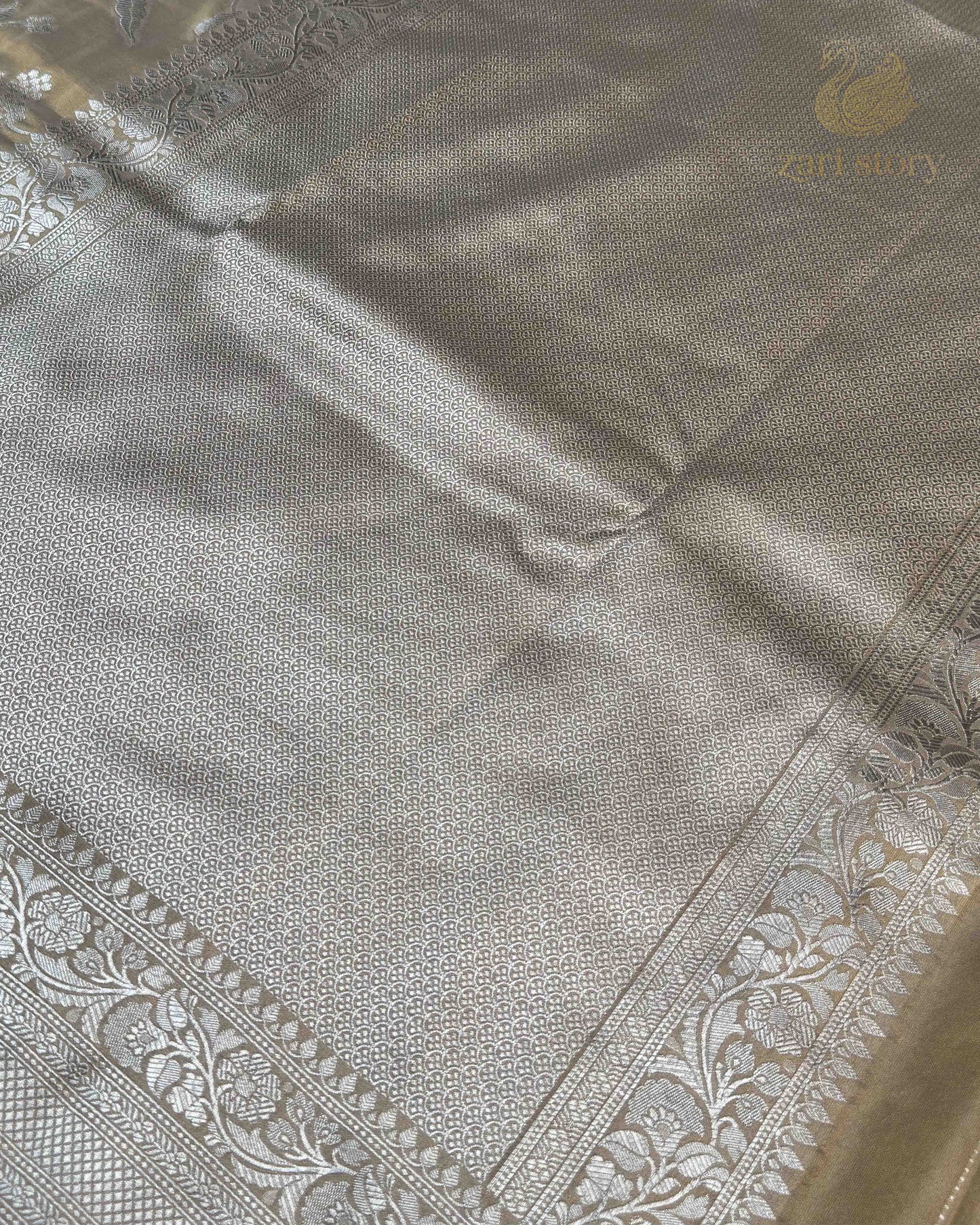 Metallic Gold Floral Tissue Banarasi Saree