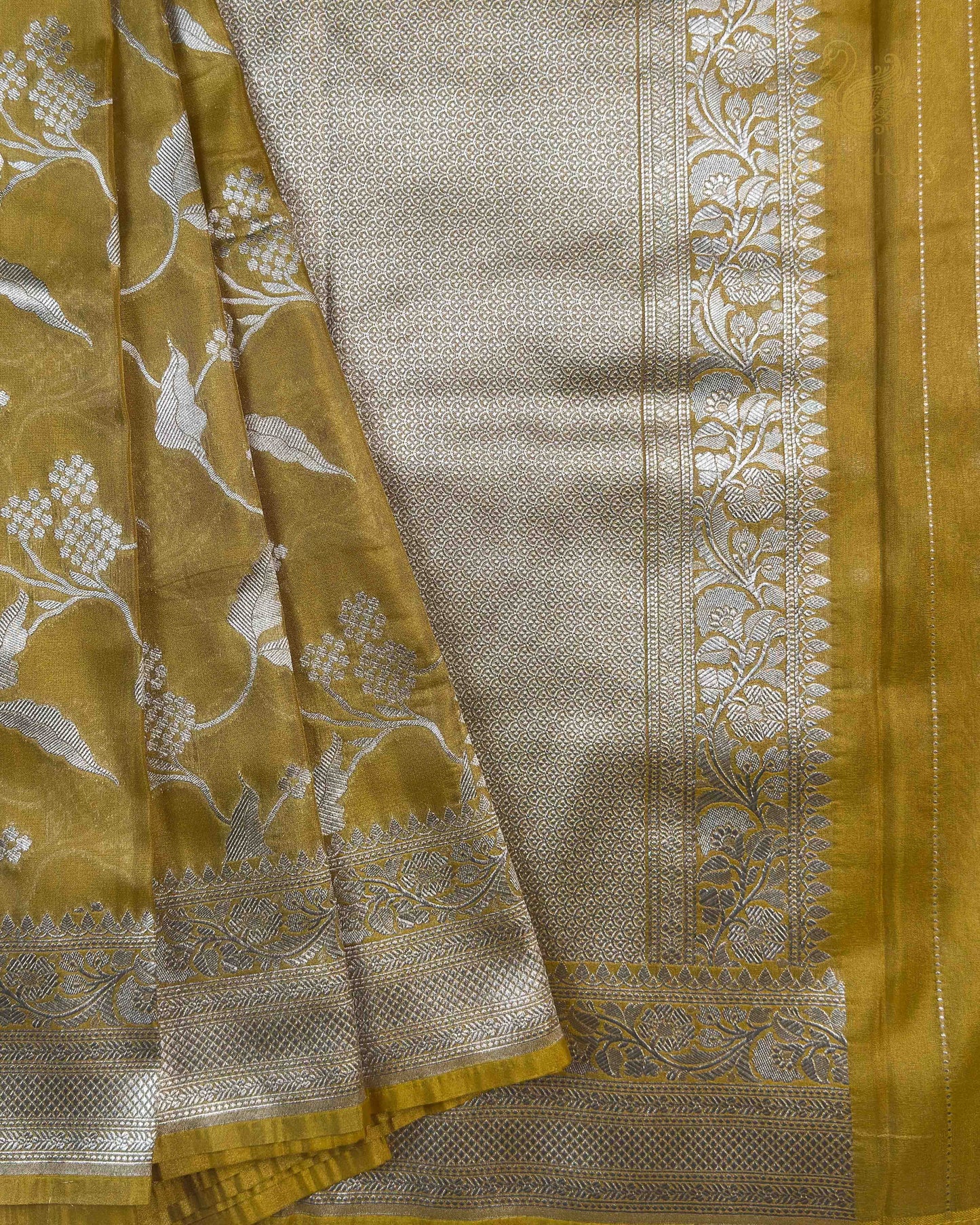 yellow floral tissue not applicable